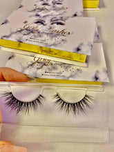 Load image into Gallery viewer, Best Mink Eyelashes | Black Eyelash Extensions | Girly Butik