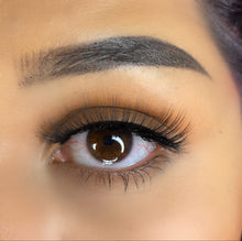 Load image into Gallery viewer, Girly Lashes - Model N54